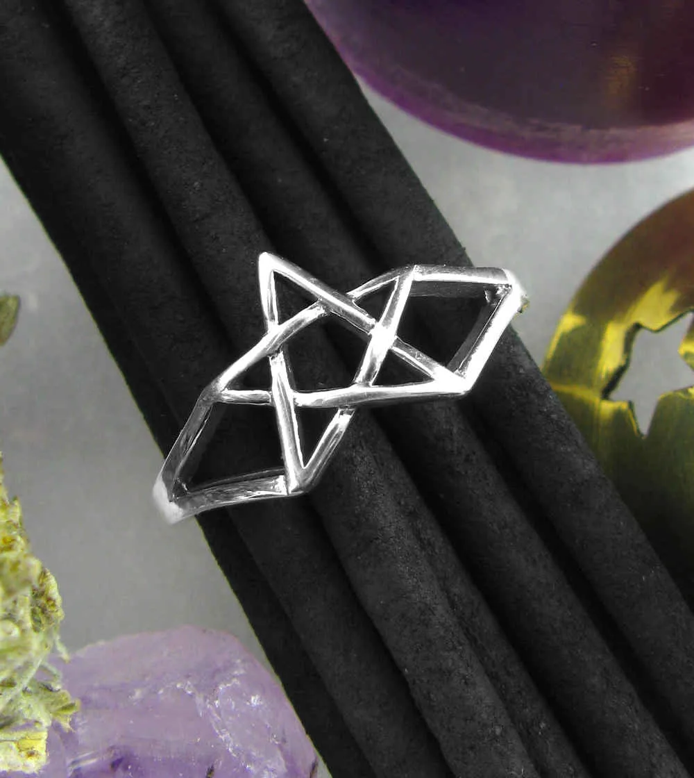 Cut-Out Pentagram / Second Degree Wicca Ring